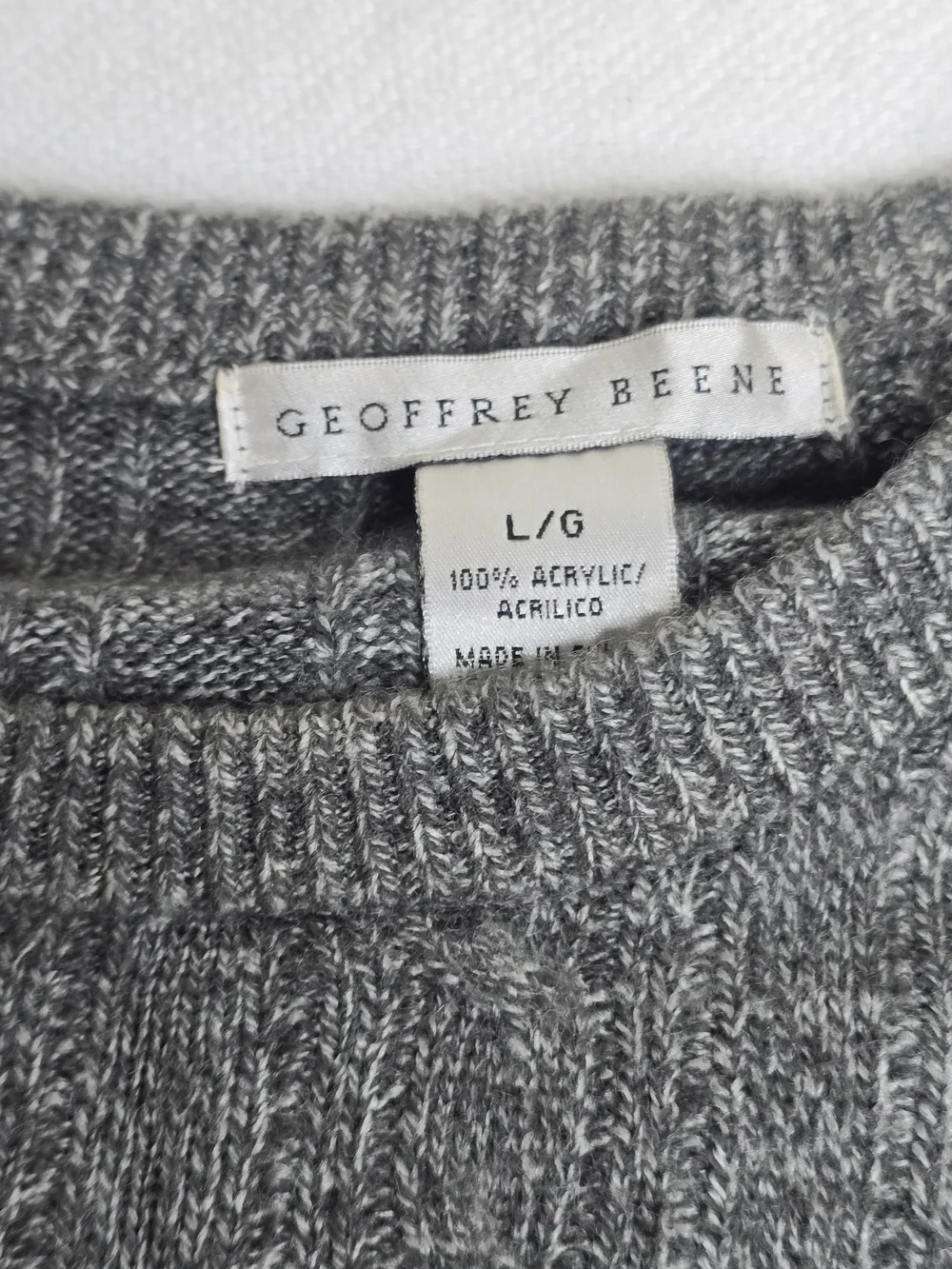 Geoffrey Beene Men's Gray Cable Knit Sweater Size Large Crew Neck